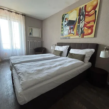 Parc & Hotel 3*
