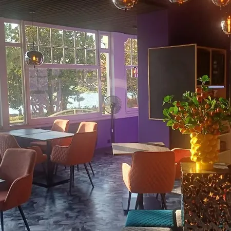 Parc & 3* Montreux