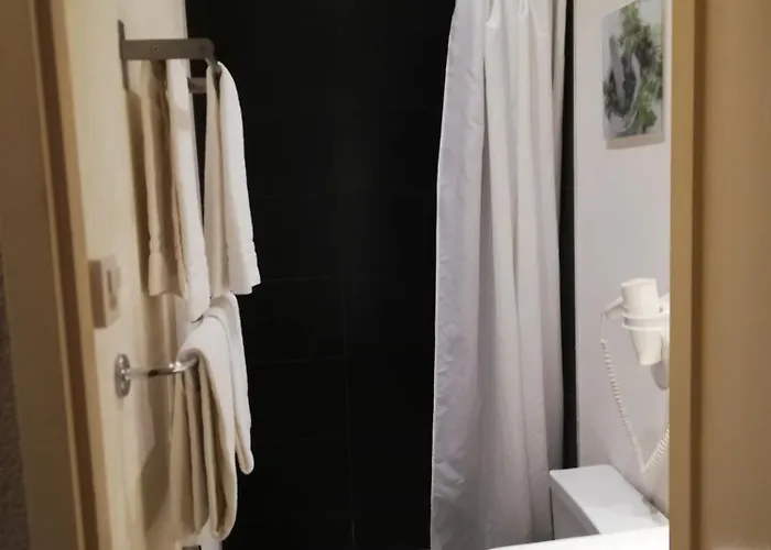 パーク ＆ ラック 3* モントルー